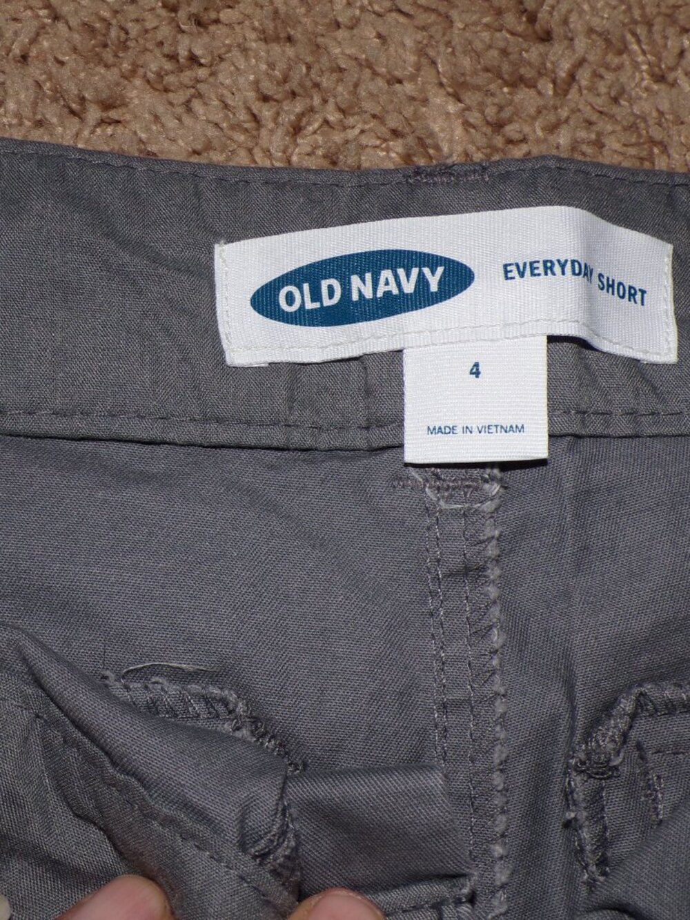 Old Navy Everyday Shorts Size 4 Gray Chino Cuffed Casual - Picture 3 of 4